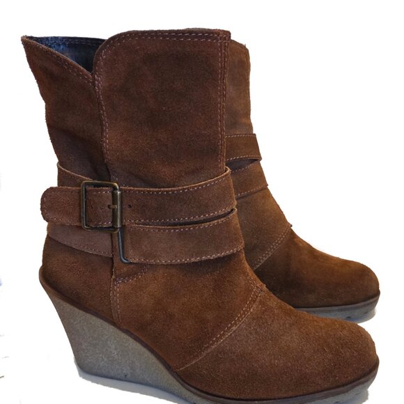 Brown Suede Ankle Boots - Picture 4 of 4